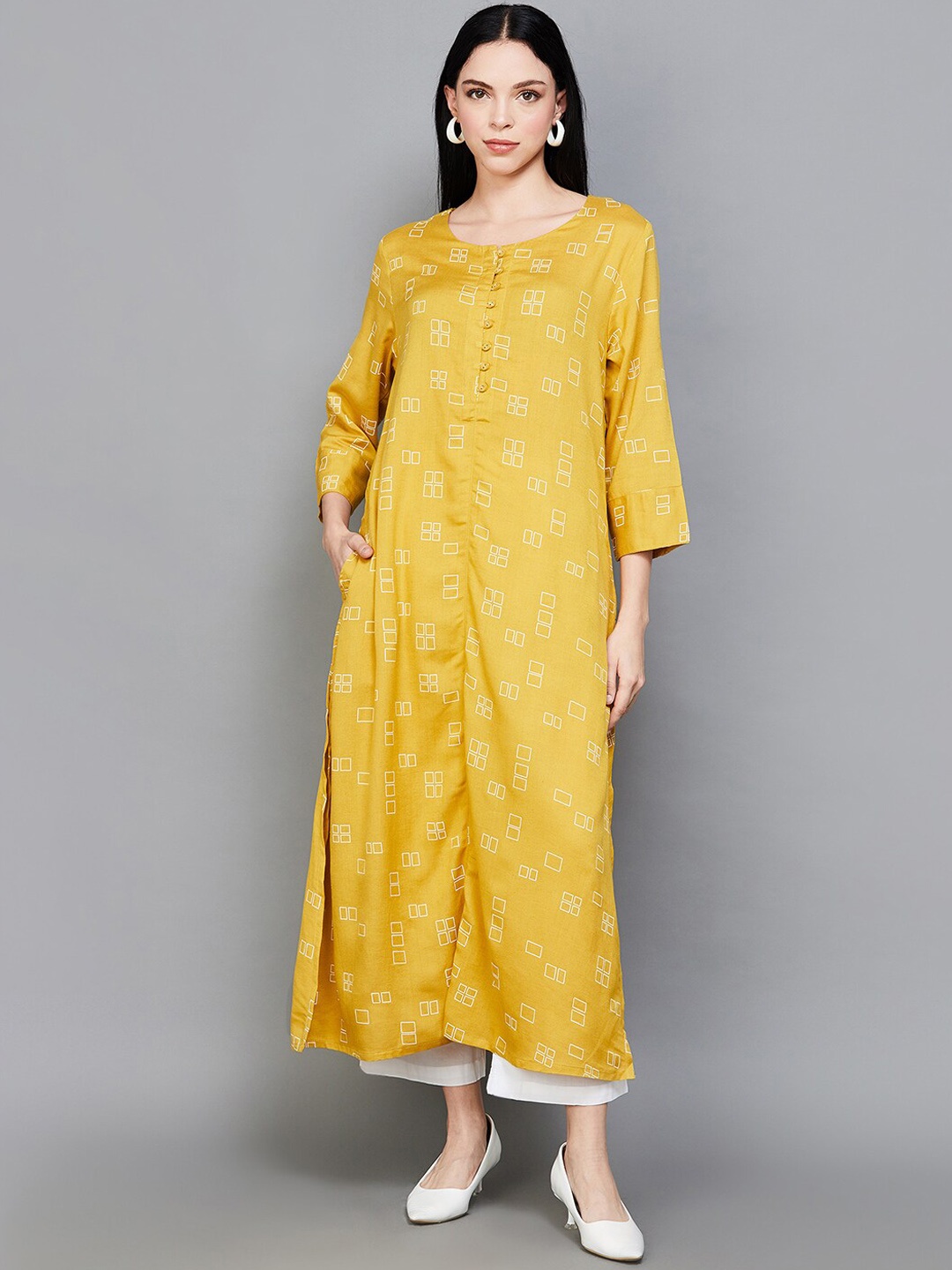 

Melange by Lifestyle Geometric Printed Straight Kurta, Mustard