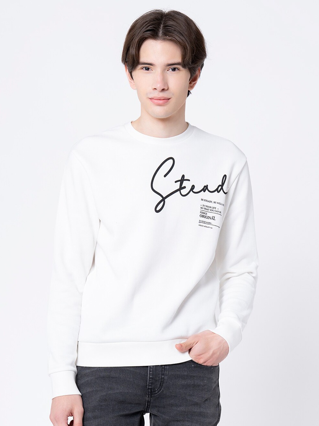 

Red Tape Typography Printed Pullover, Off white