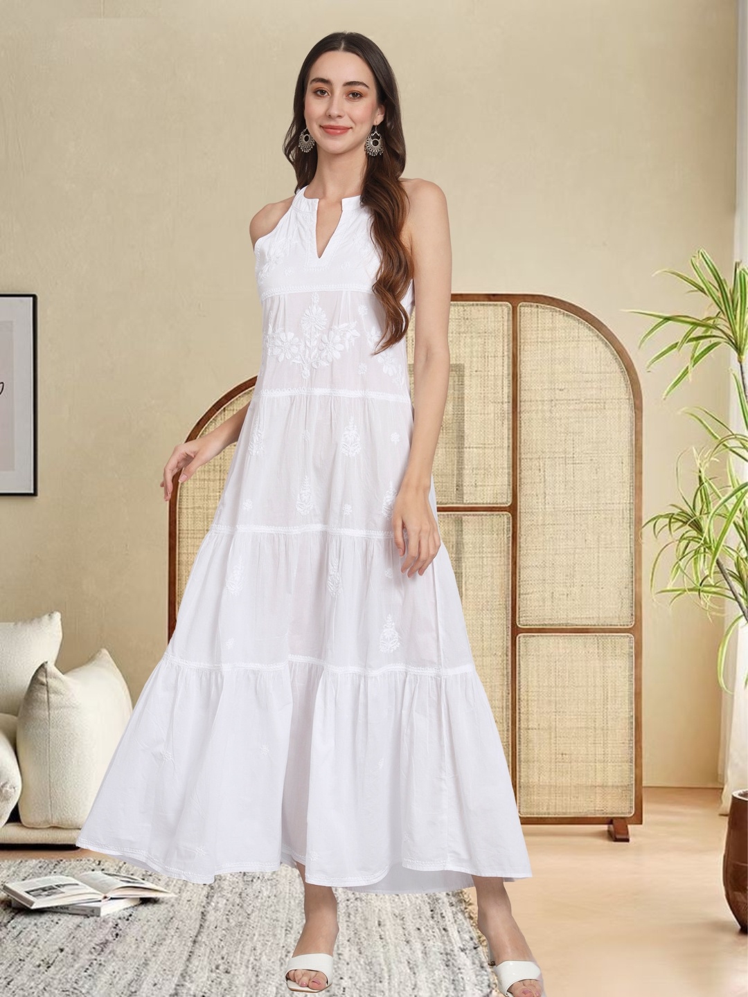 

PARAMOUNT CHIKAN Ethnic Motifs Embroidered Halter Neck Maxi Dress, White