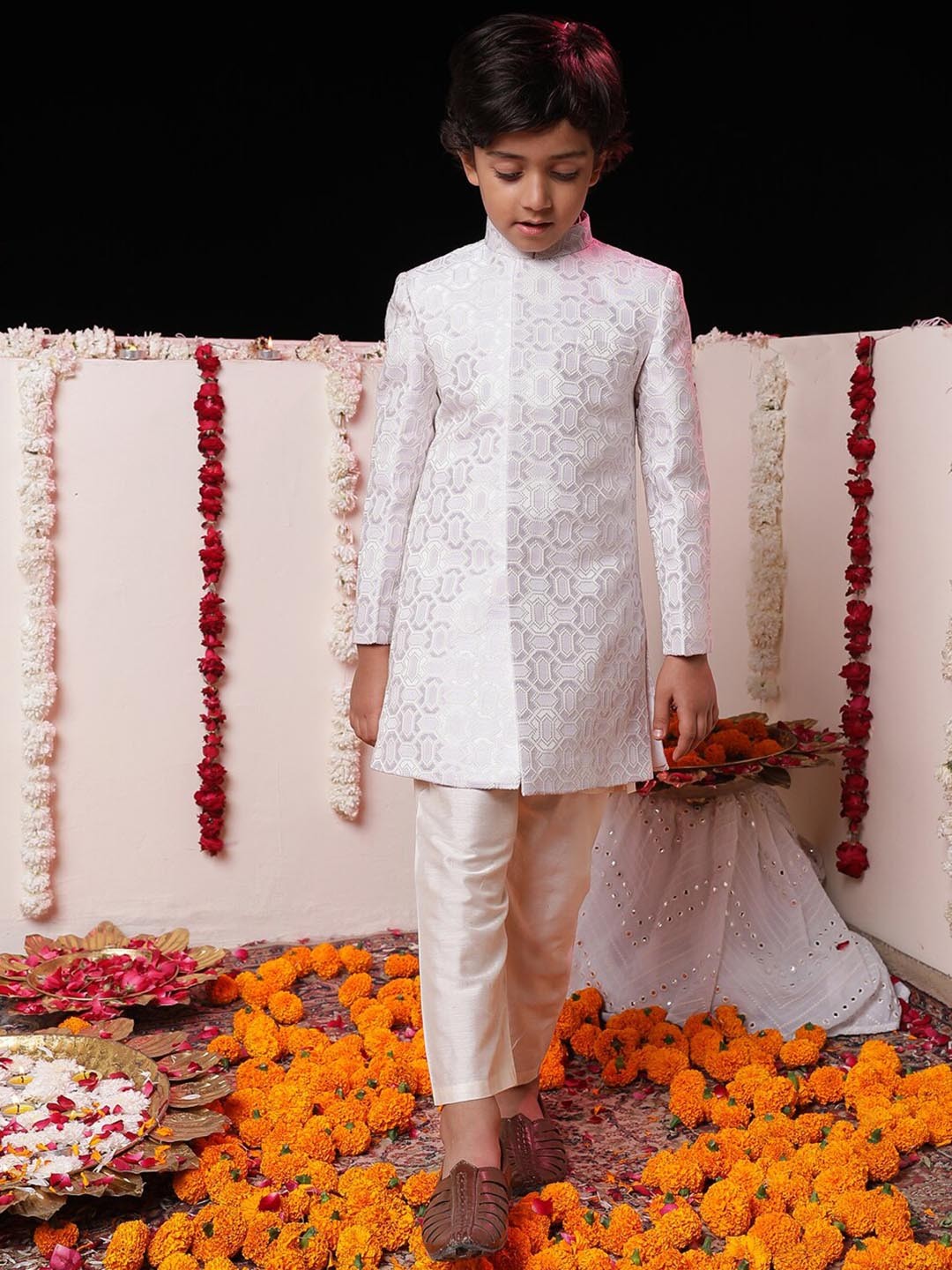 

Vastramay Boys Self Design Sherwani With Pyjamas, White