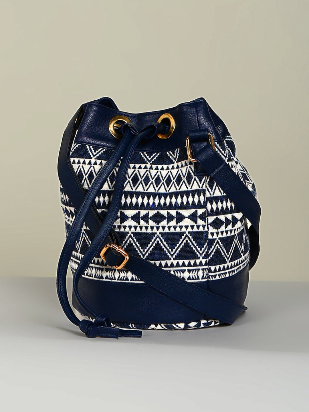 

DEEBACO Ethnic Motifs Printed Potli Sling Bag, Blue