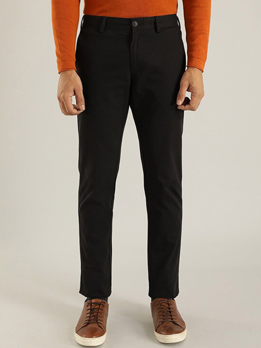 

Indian Terrain Men Brooklyn Mid Rise Chinos, Black