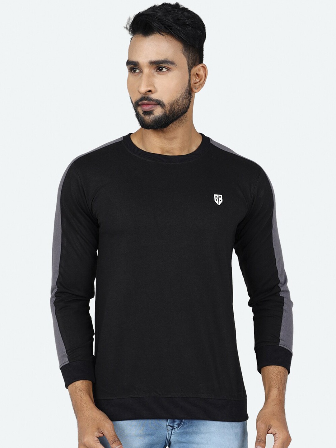 

GAME BEGINS Round Neck Fleece Sweatshirt, Black