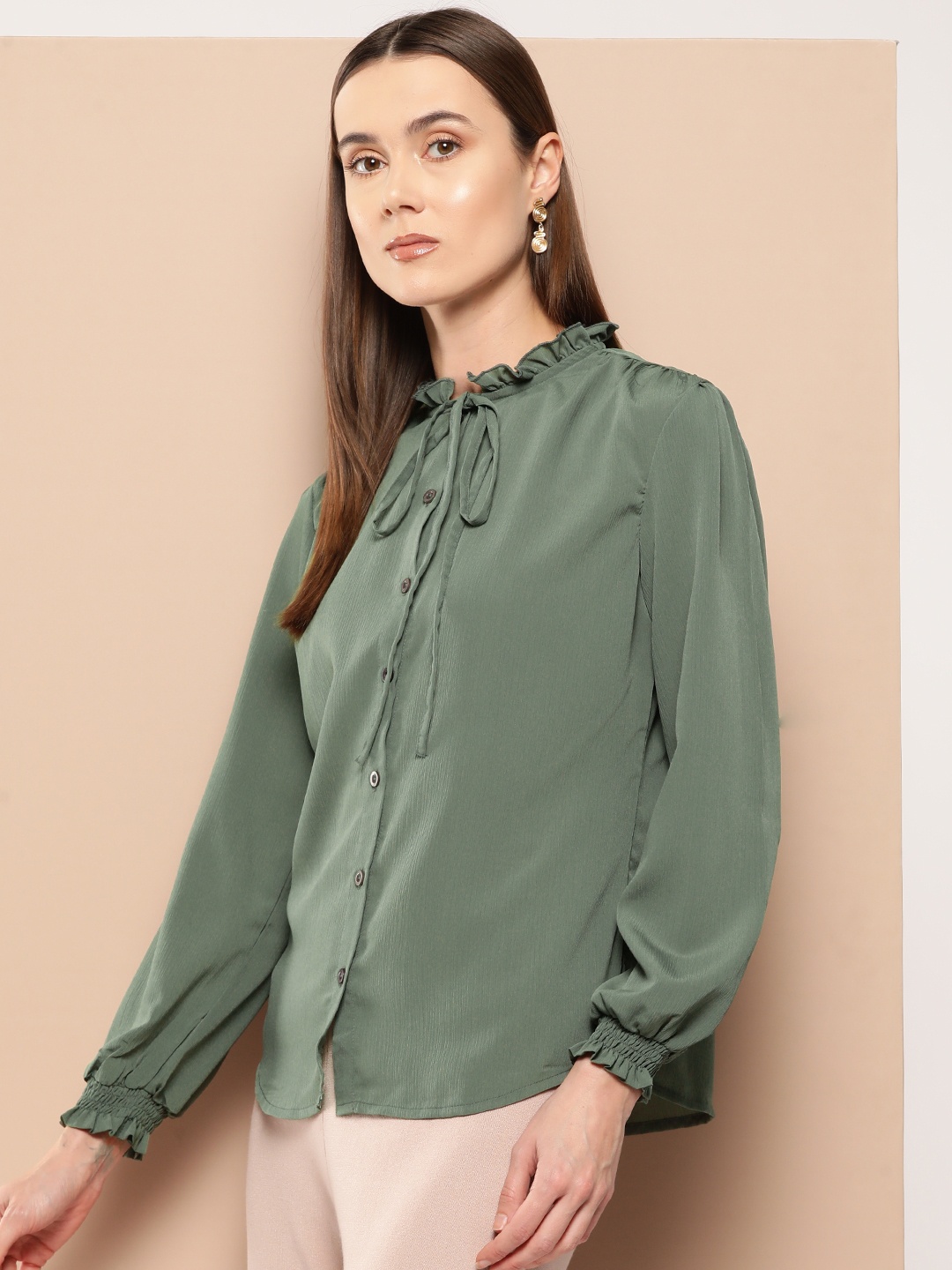 

INVICTUS Tie-Up Neck Crepe Semiformal Shirt, Olive