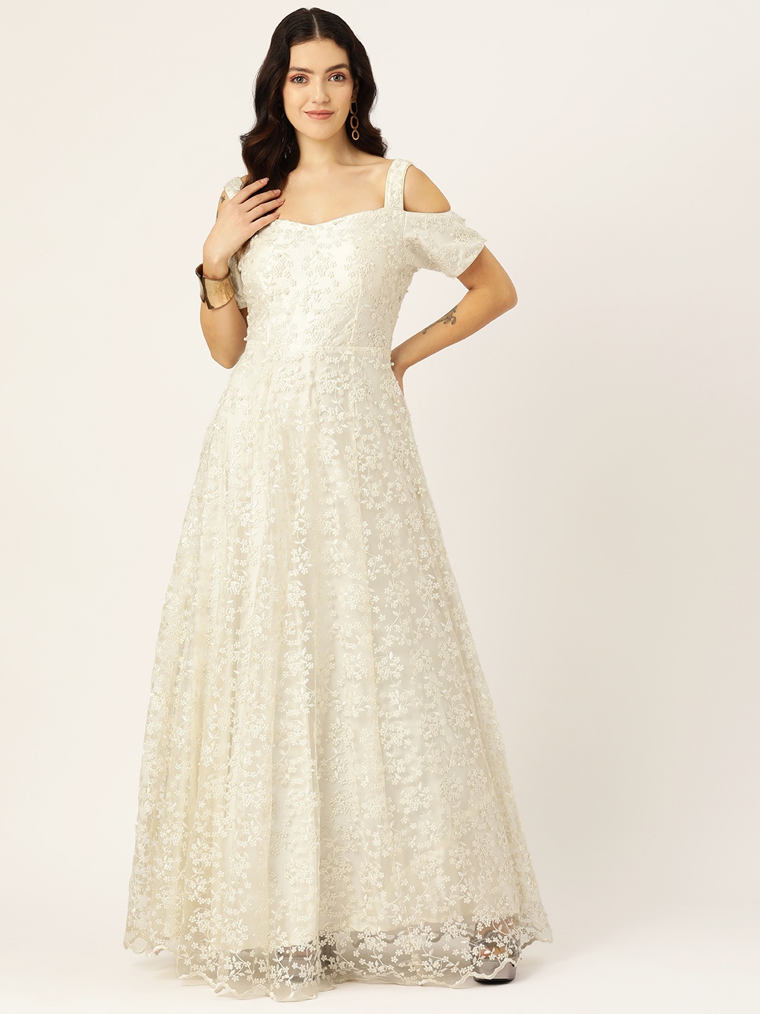 

Simaaya Floral Embroidered Sweetheart Neck Cold-Shoulder Sleeves Ethnic Gown, White