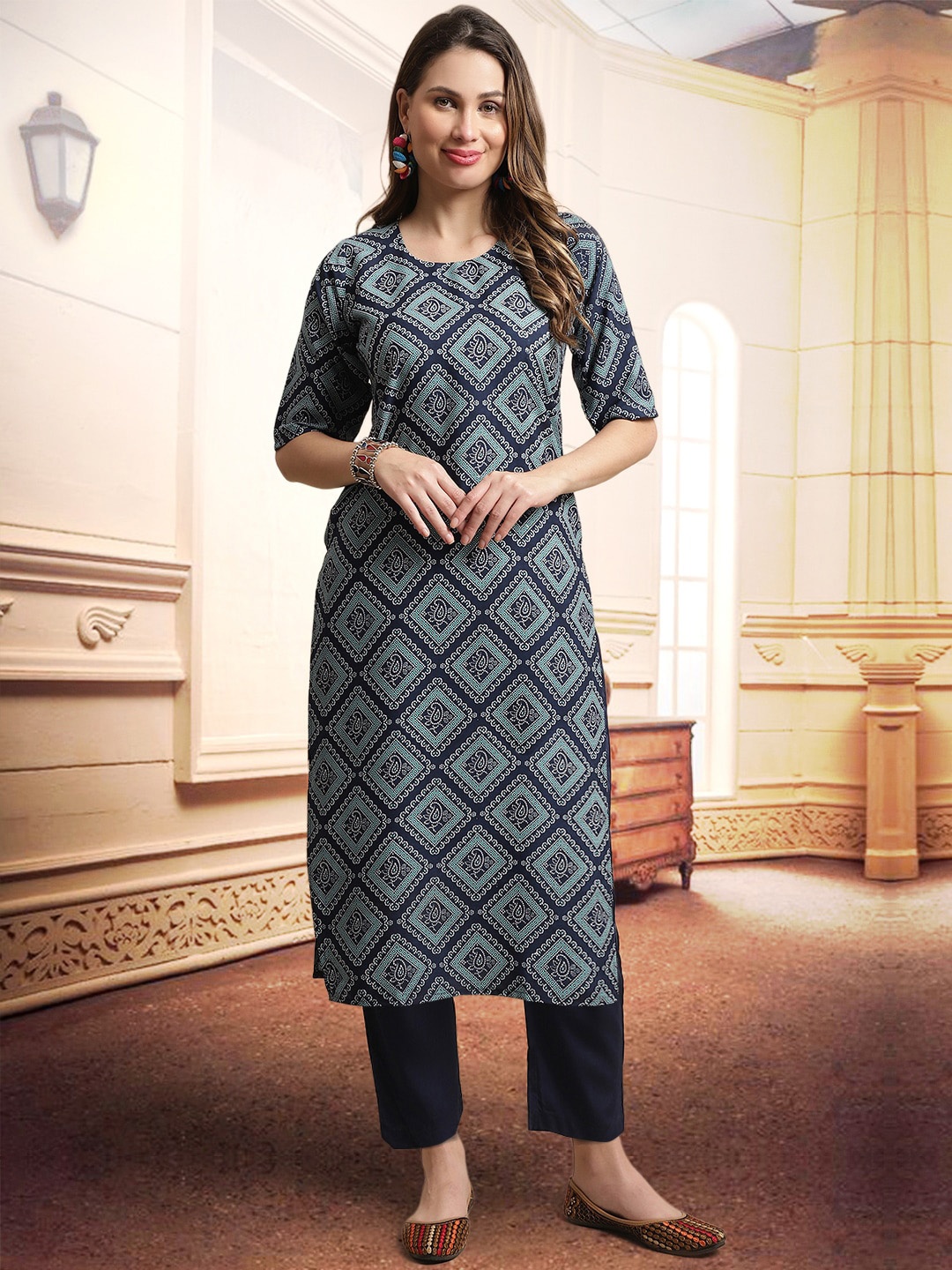 

arangya Ethnic Motifs Printed Regular Kurta With Trousers, Blue