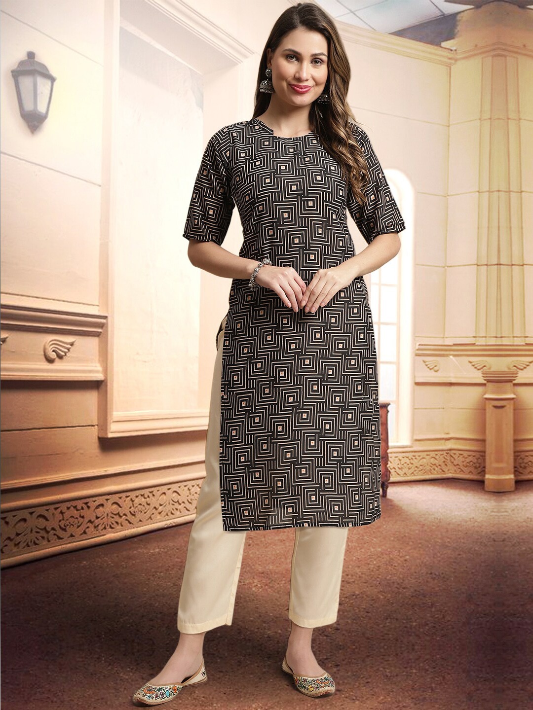 

arangya Ethnic Motifs Printed Kurta With Trousers, Black