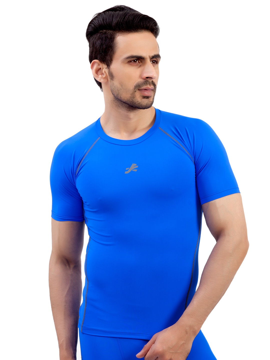 

REDESIGN Compression Dry-Fit Nylon Training T-shirt, Blue
