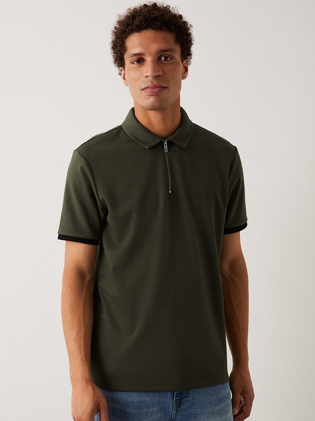 

Burton Men Embroidered Zip-Neck Polo Collar T-shirt, Olive