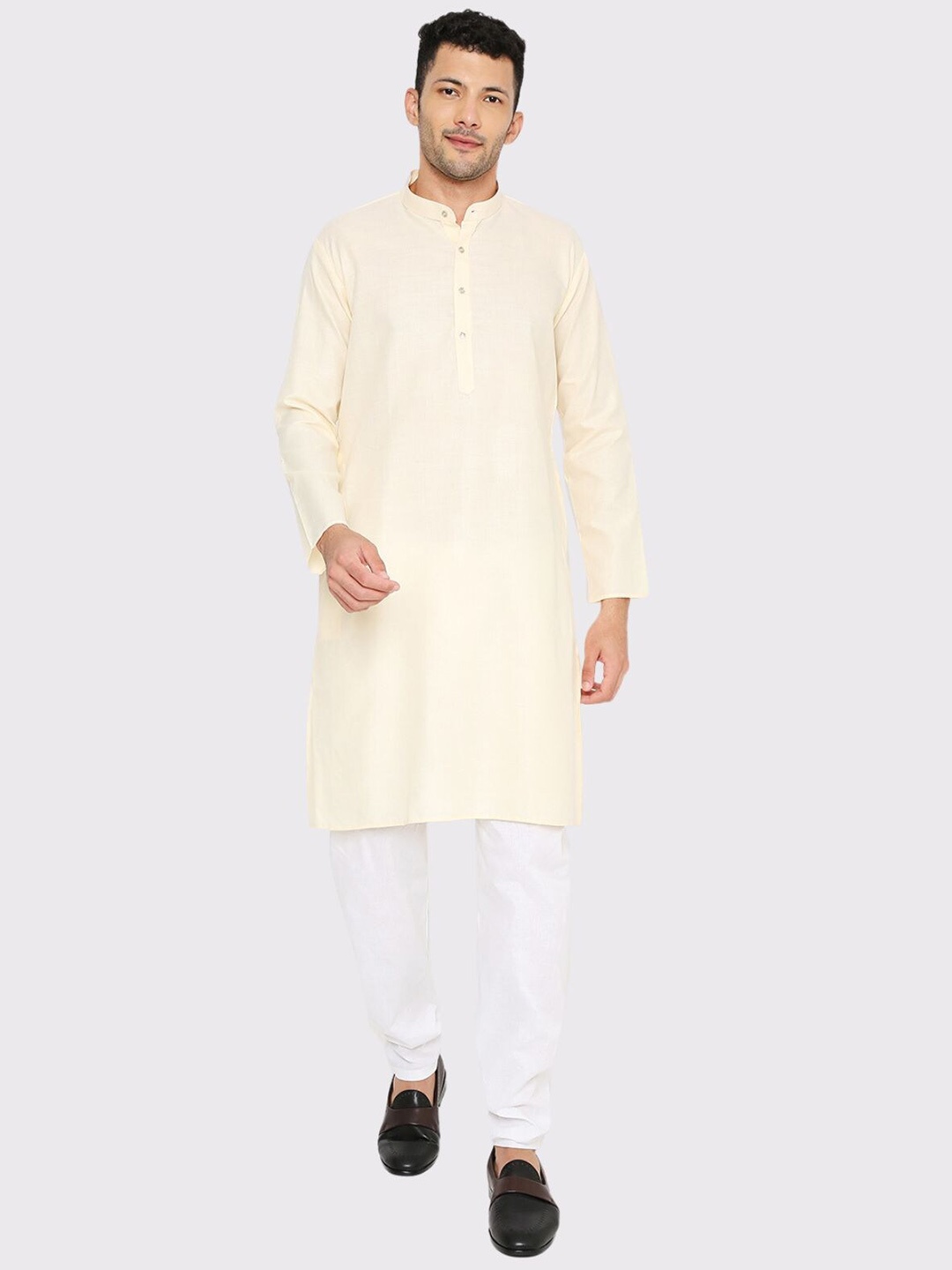 

Maharaja Band Collar Regular Kurta with Pyjamas, Off white