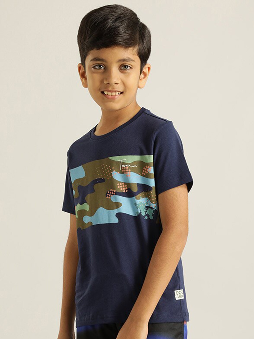 

Indian Terrain Boys Graphic Printed Round Neck Pure Cotton T-shirt, Navy blue