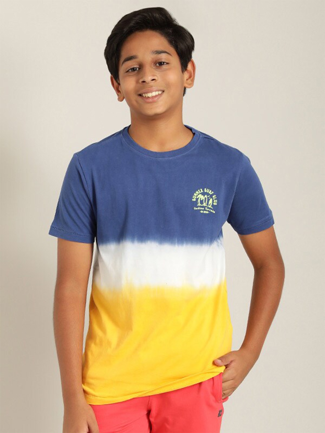 

Indian Terrain Boys Colourblocked Round Neck Pure Cotton T-shirt, Yellow
