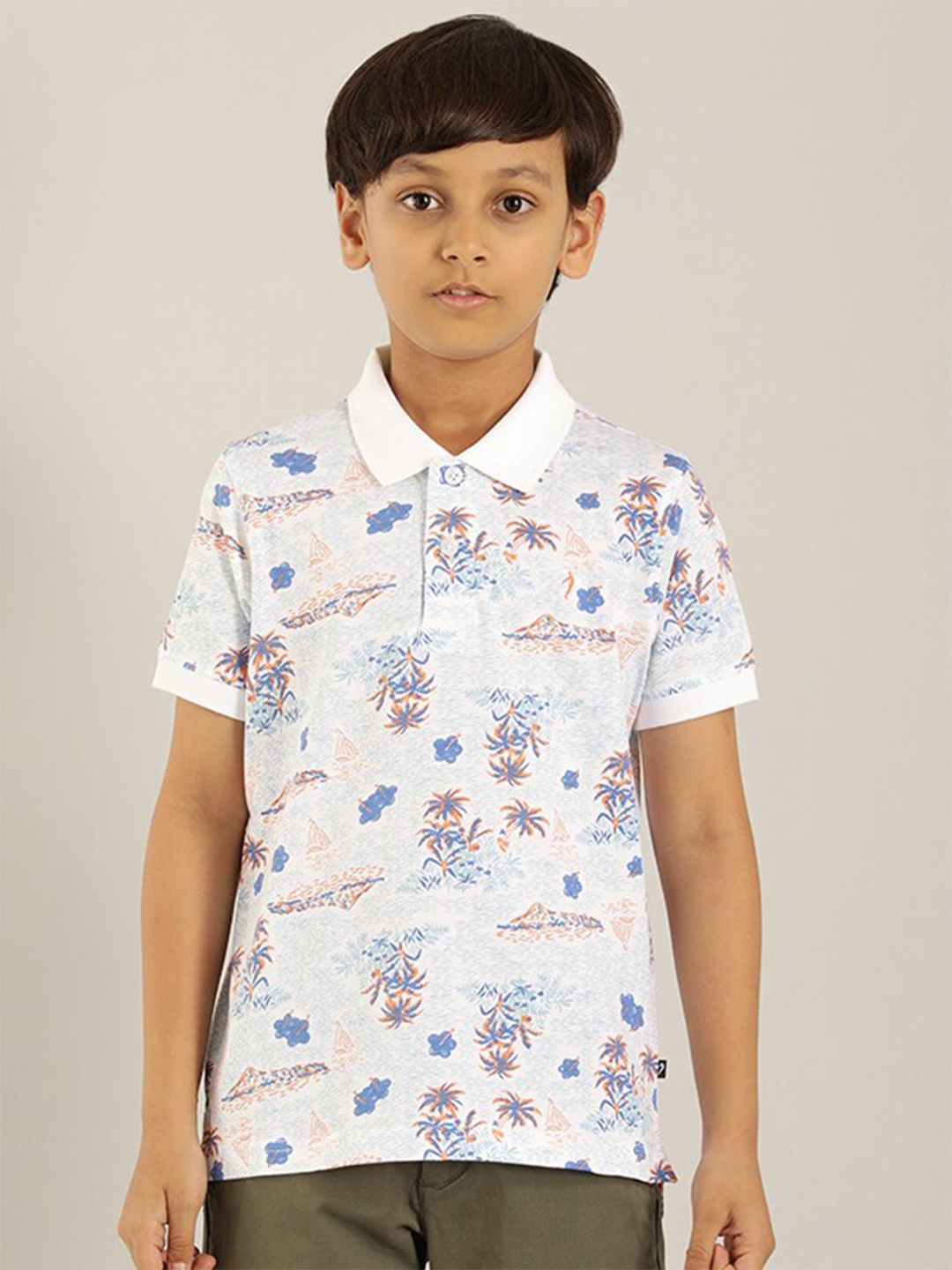 

Indian Terrain Boys Tropical Printed Pure Cotton T-shirt, White