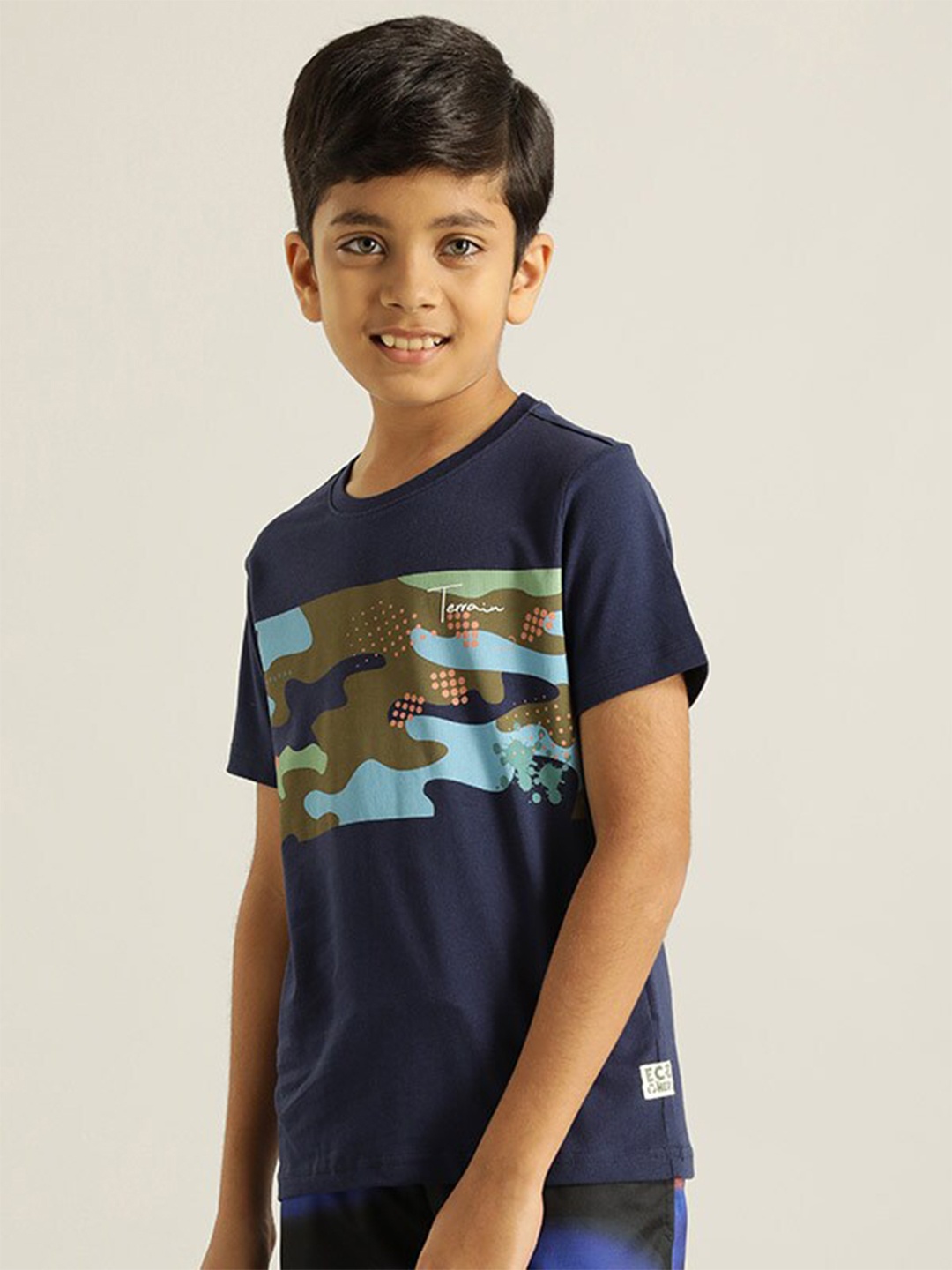 

Indian Terrain Boys Abstract Printed Cotton T-shirt, Navy blue