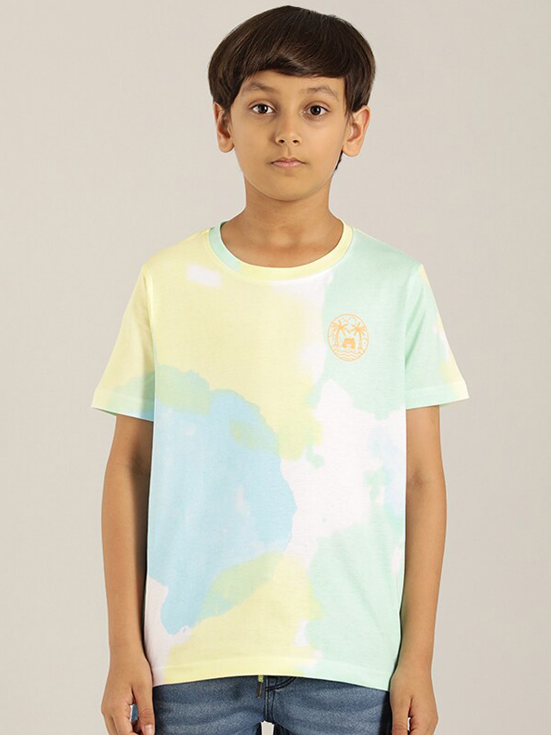 

Indian Terrain Boys Abstract Printed Pure Cotton T-shirt, Green