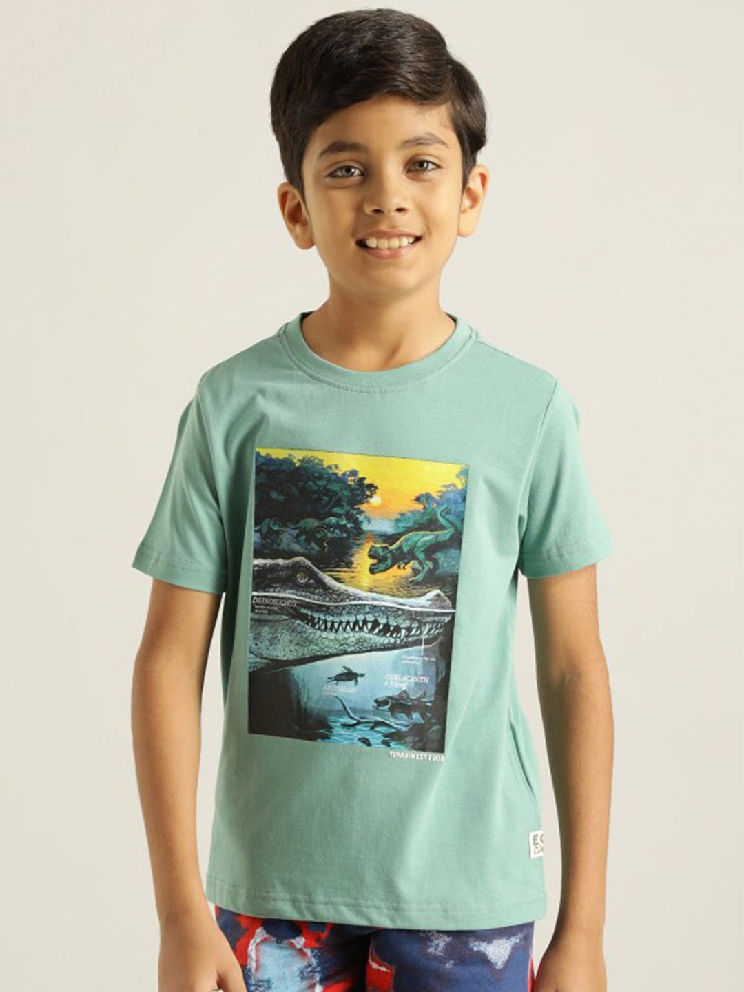 

Indian Terrain Boys Graphic Printed Pure Cotton Casual T-shirt, Green