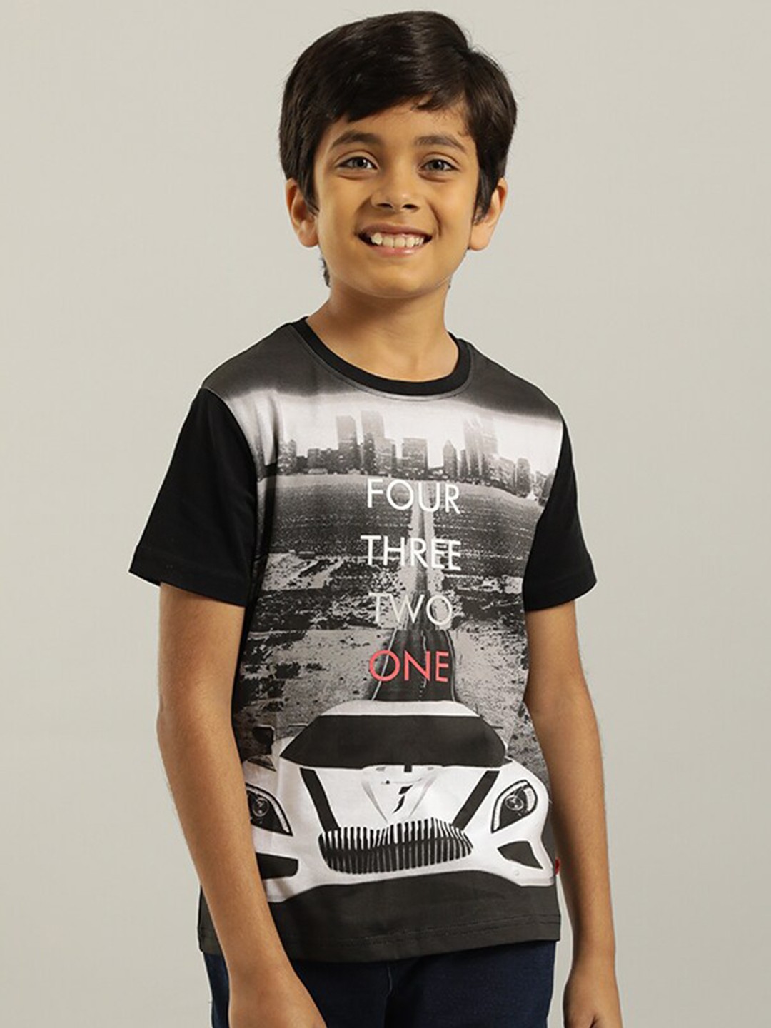 

Indian Terrain Boys Graphic Printed Round Neck Pure Cotton T-shirt, Black