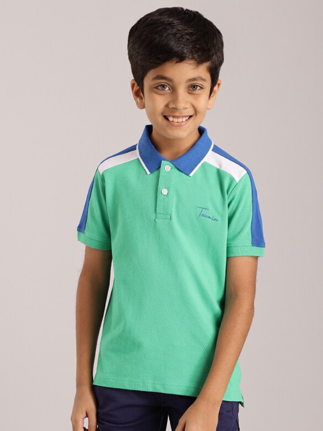 

Indian Terrain Boys Colourblocked Polo Collar Cotton Regular T-shirt, Green