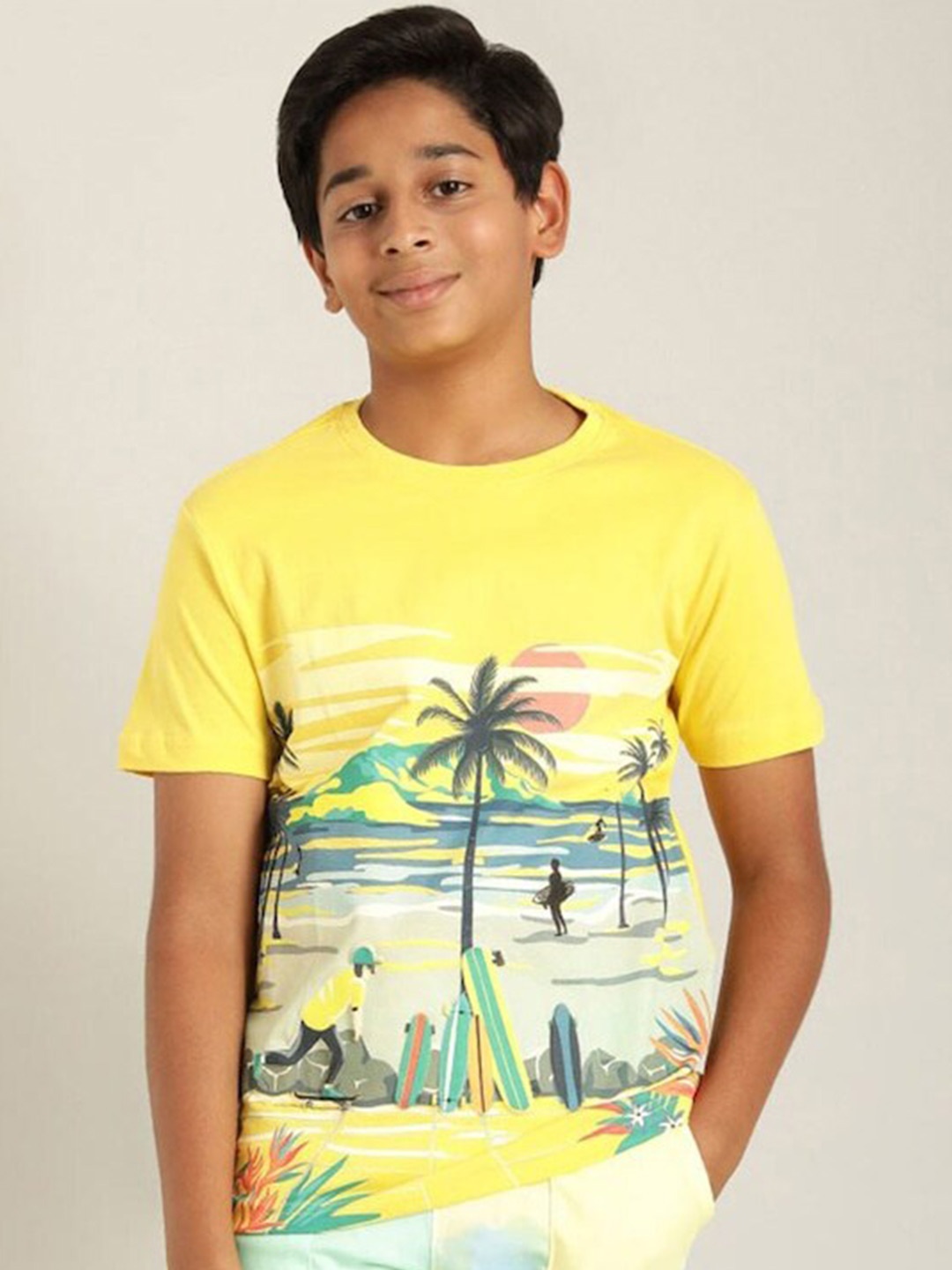 

Indian Terrain Boys Tropical Printed Cotton T-shirt, Yellow