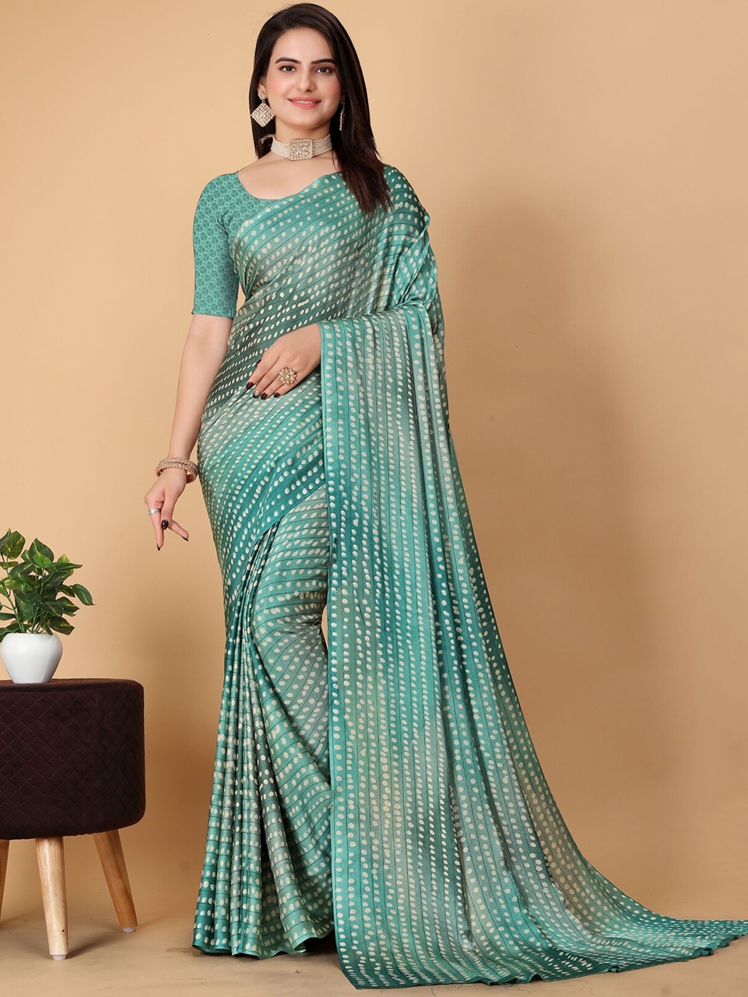 

KALINI Polk Dot Printed Pure Georgette Pure Georgette Saree, Green