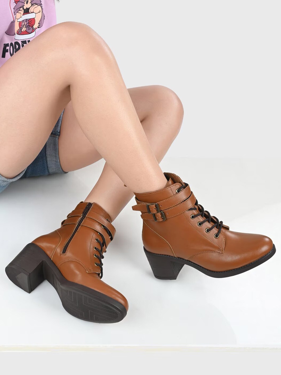 

MISEEN Women Block-Heeled Buckle Detail Mid-Top Regular Boots, Tan
