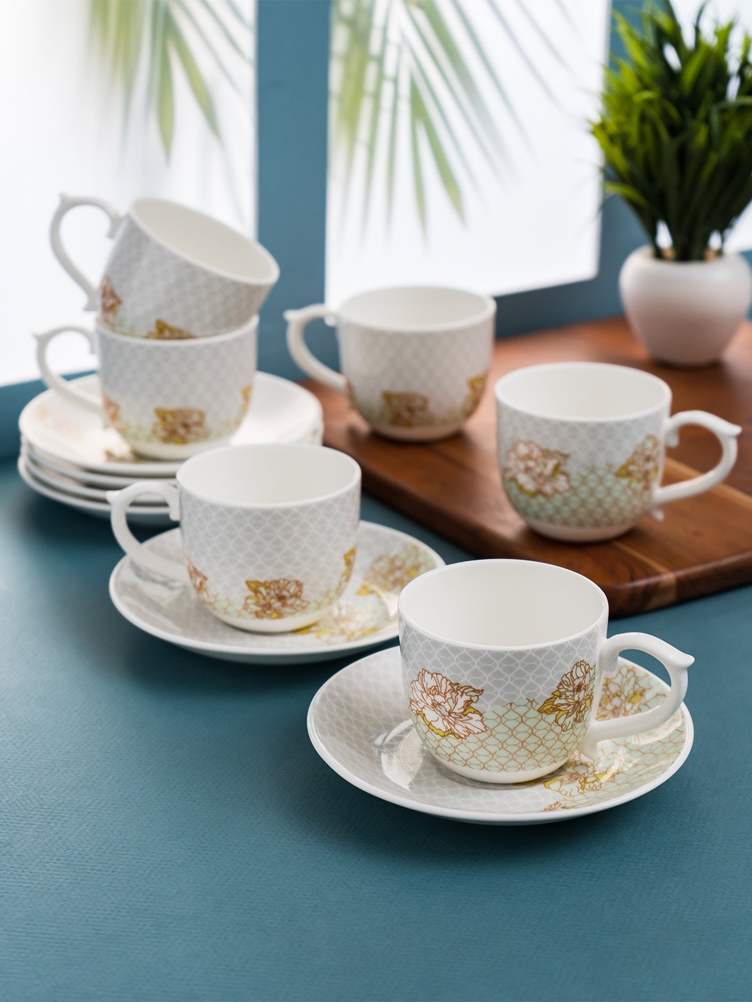 

CLAY CRAFT White & Brown 12 Pieces Printed Ceramic Glossy Cups & Saucers 180 ml Each