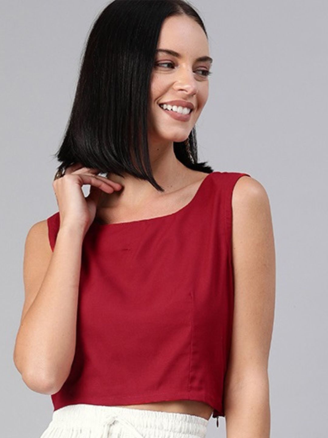 

Geroo Jaipur Boat Neck Sleeveless Crop Top, Maroon