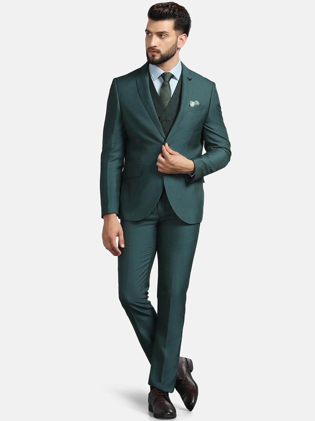 

Blackberrys Slim Fit Single Breasted Three-Piece Formal Suit, Teal