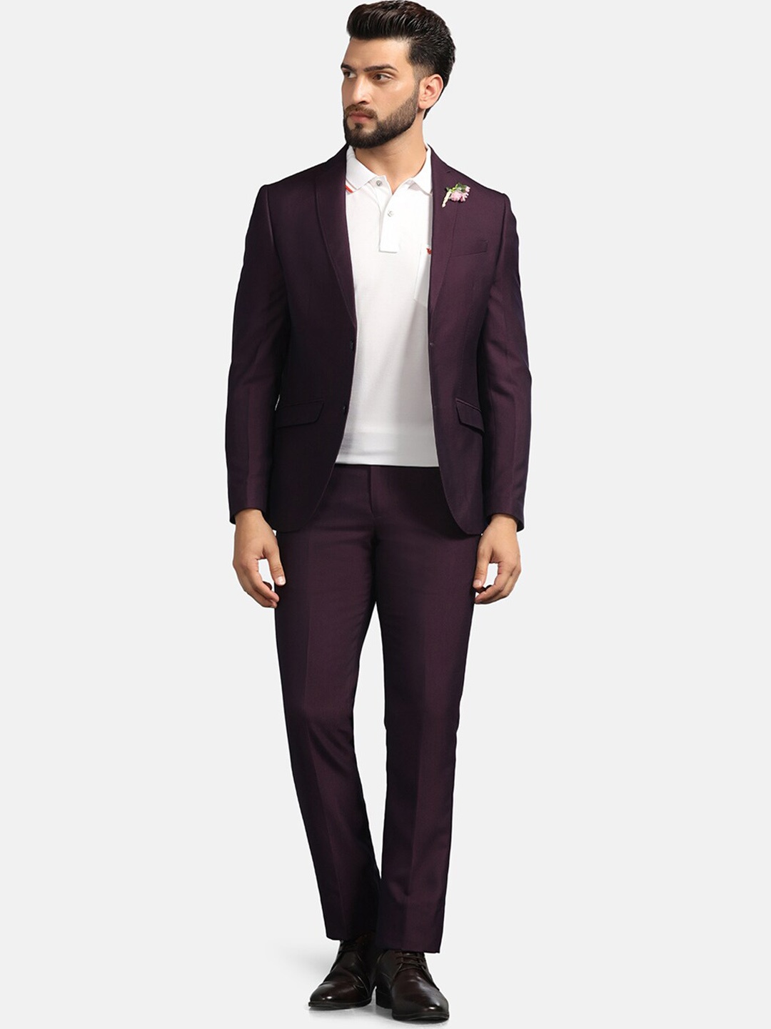 

Blackberrys Slim-Fit Single-Breasted Three-Piece Formal Suit, Purple