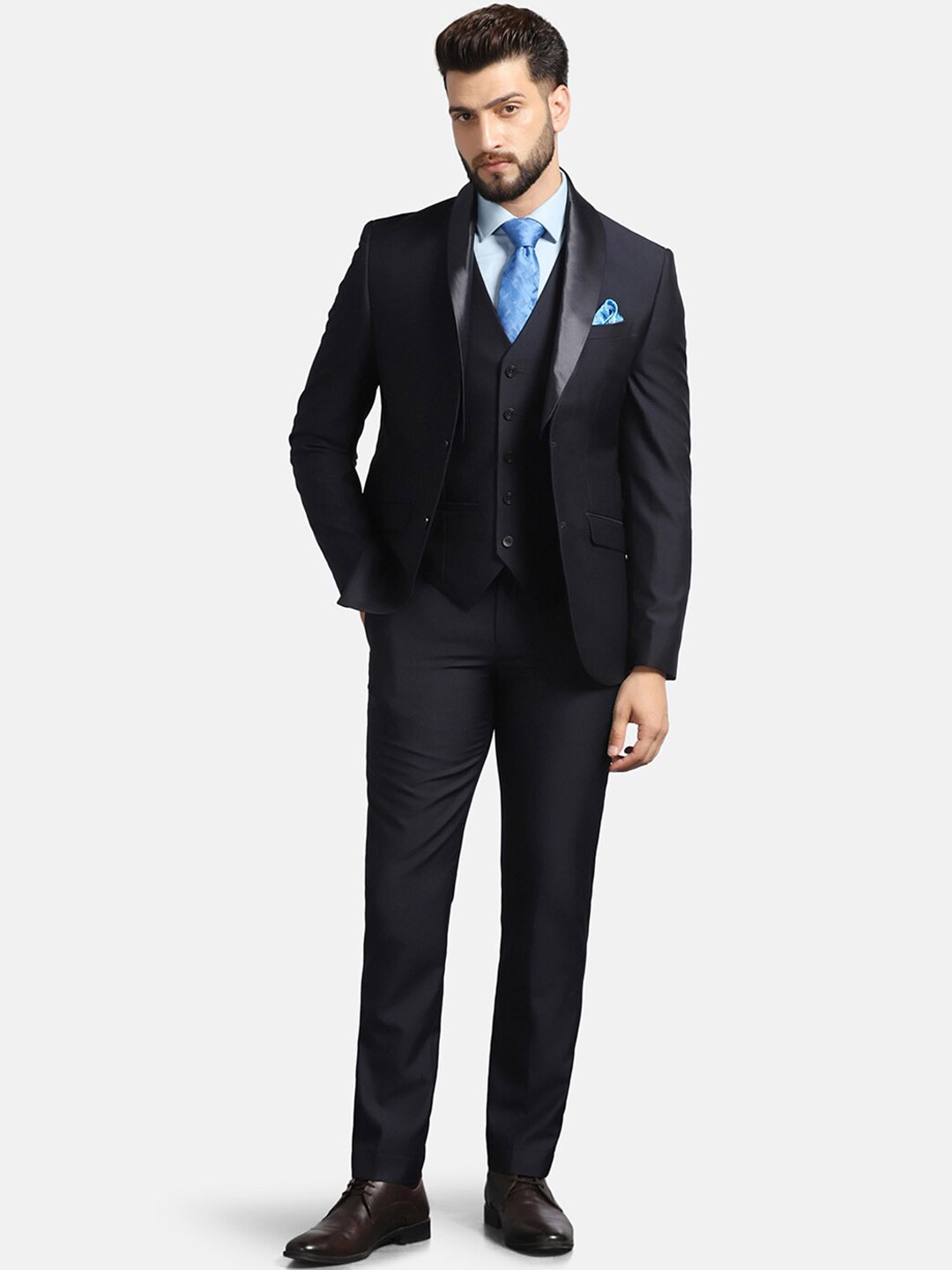 

Blackberrys Slim Fit Single Breasted Woollen Three-Piece Formal Suit, Navy blue