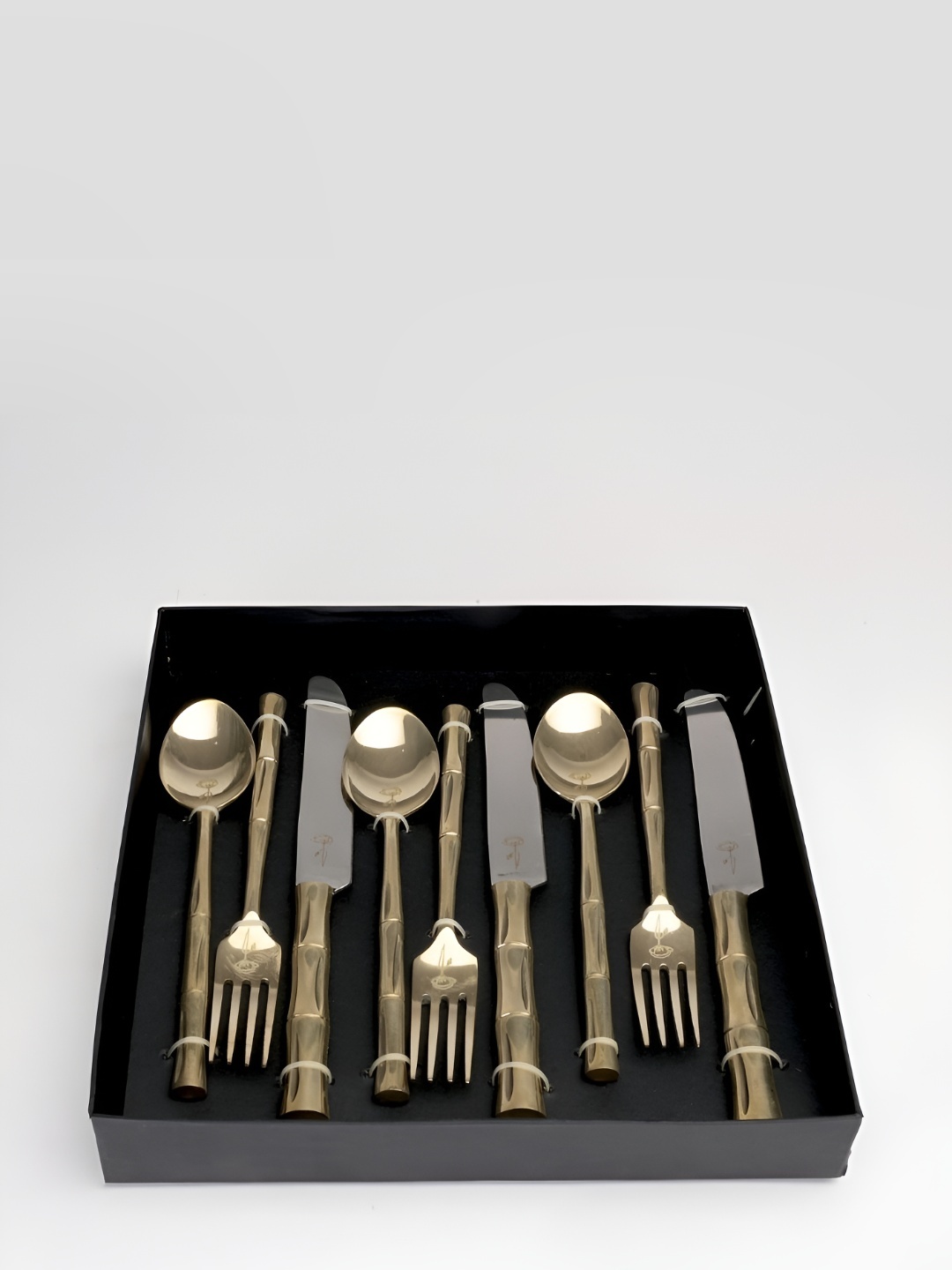 

CasaGold 9 Pcs Gold-Toned Brass Mixed Cutlery Set