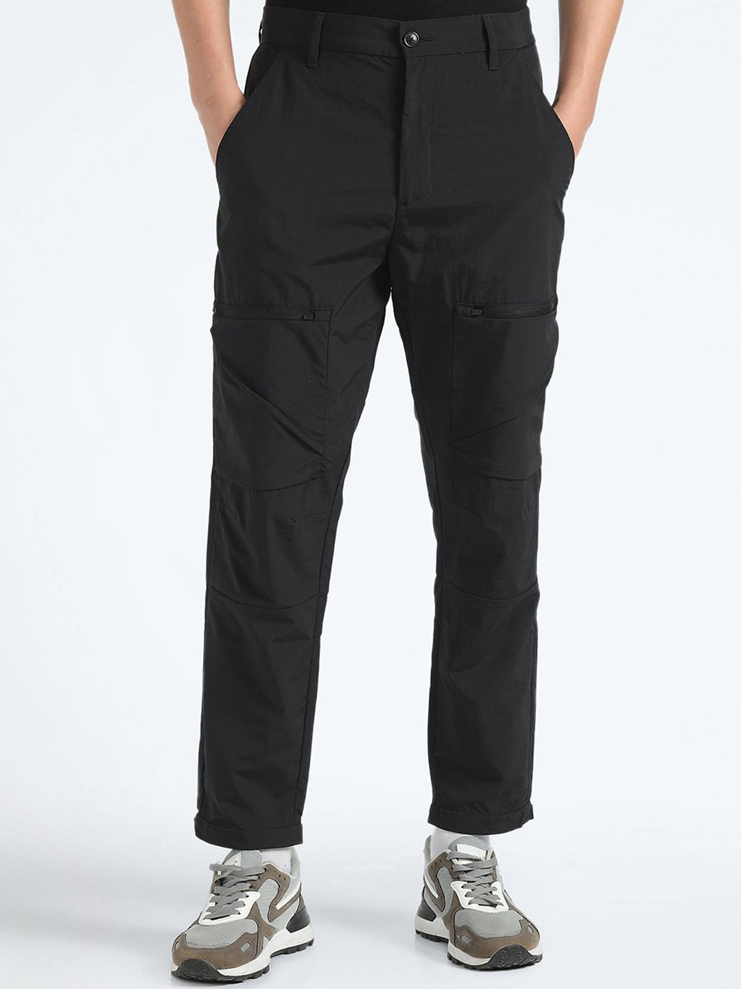

Flying Machine Men Mid-Rise Cargos, Black
