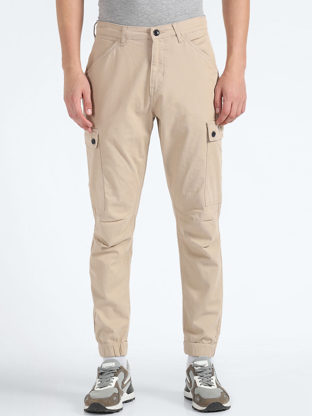 

Flying Machine Men Mid-Rise Cargos, Beige