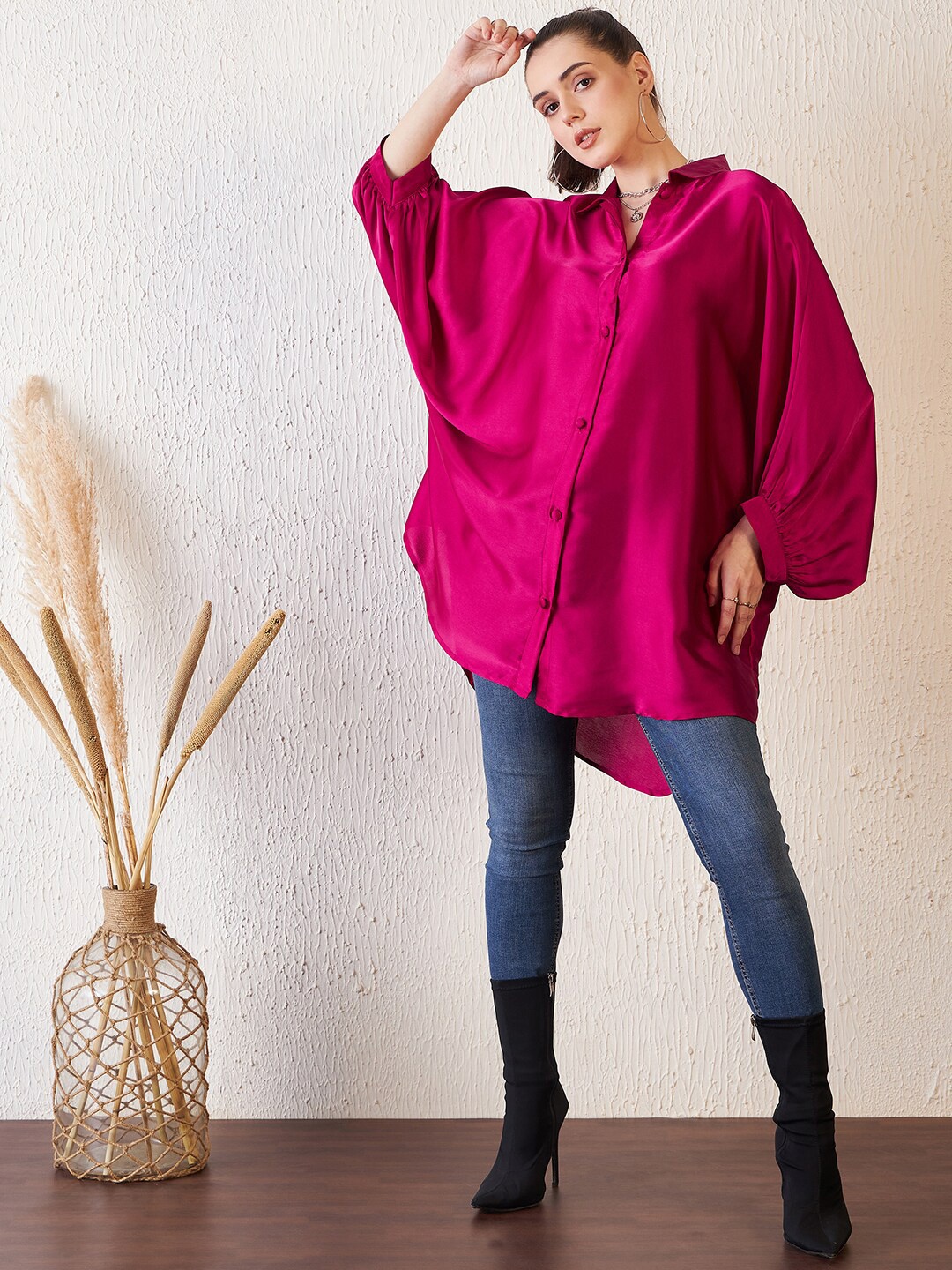 

Antheaa Pink Comfort Fit Kimono Sleeves Longline Satin Shirt