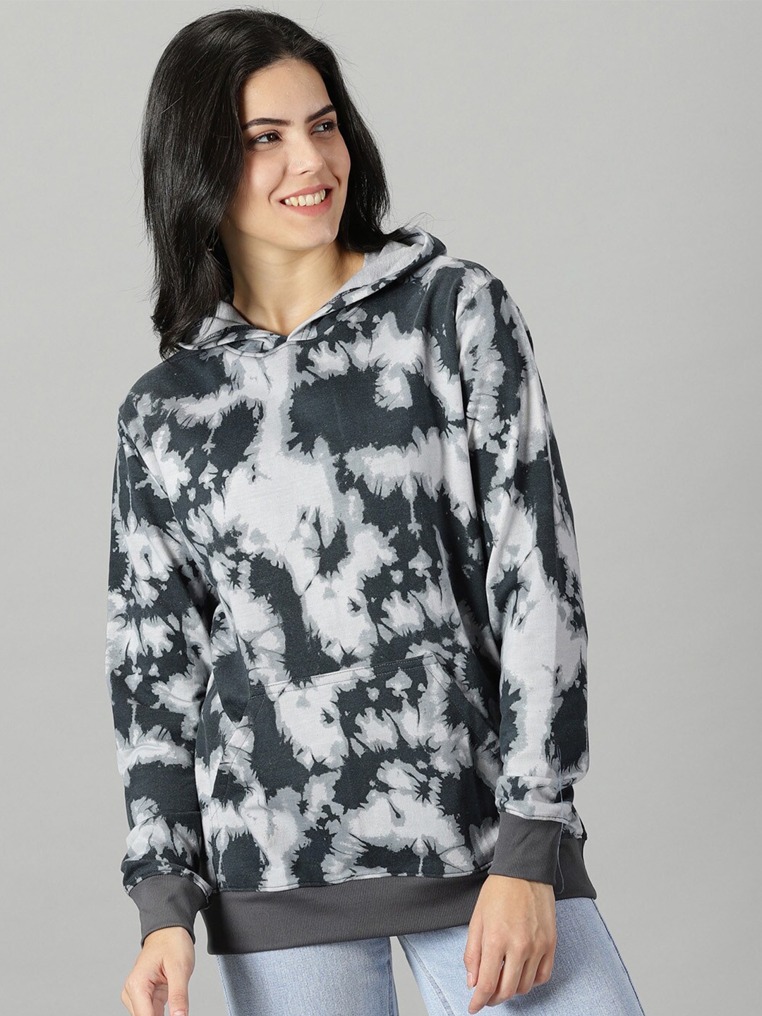 

Rodzen Abstract Printed Hooded Cotton Sweatshirt, Grey