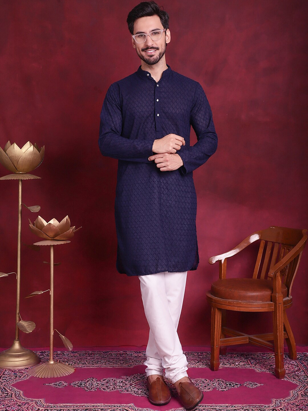 

Jompers Ethnic Motifs Chikankari Embroidered Regular Pure Cotton Kurta With Churidar, Navy blue