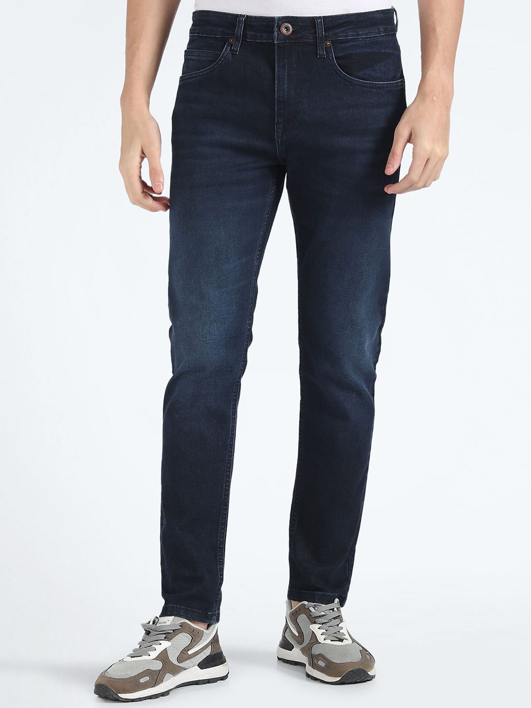 

Flying Machine Men Mid-Rise Heavy Fade Straight Fit Jeans, Blue