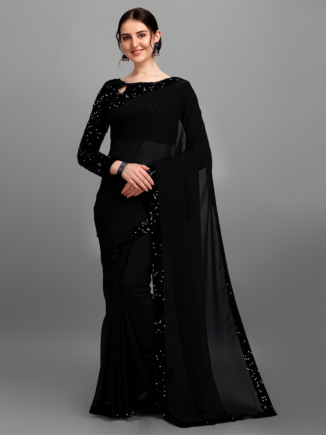 

N N ENTERPRISE Embellished Sequinned Poly Georgette Saree, Black