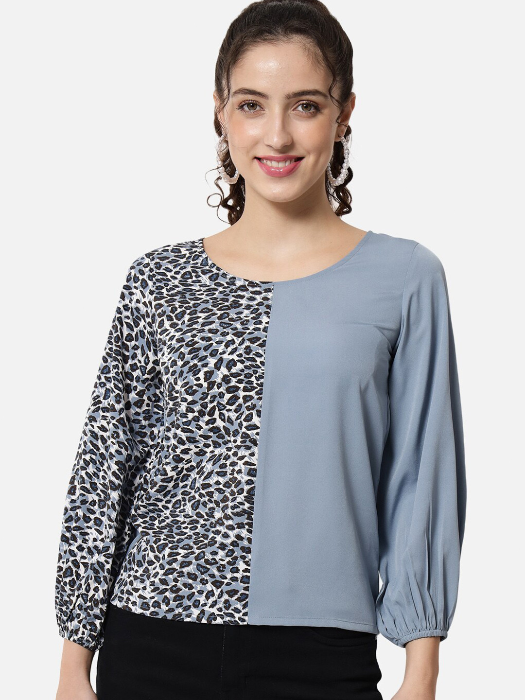 

BAESD Animal Printed Cuffed Top, Grey