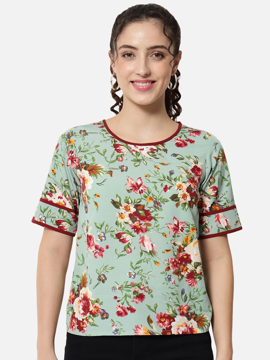 

BAESD Floral Printed Round Neck Regular Top, Green
