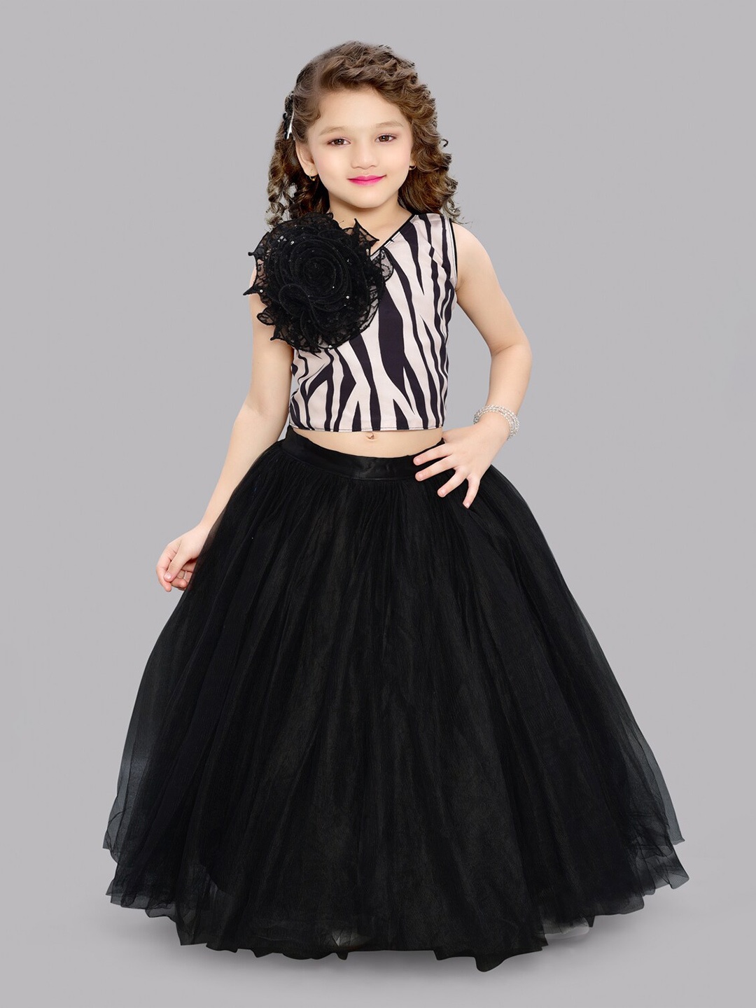 

Pink Chick Girls Abstract Printed Ruffled Top with Skirt, Black
