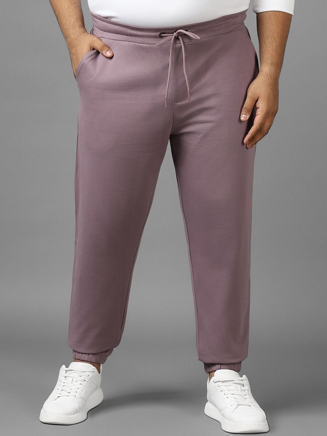 

Bewakoof AIR Plus Size Men 1.0 Cotton Relaxed-Fit Oversized Joggers, Purple