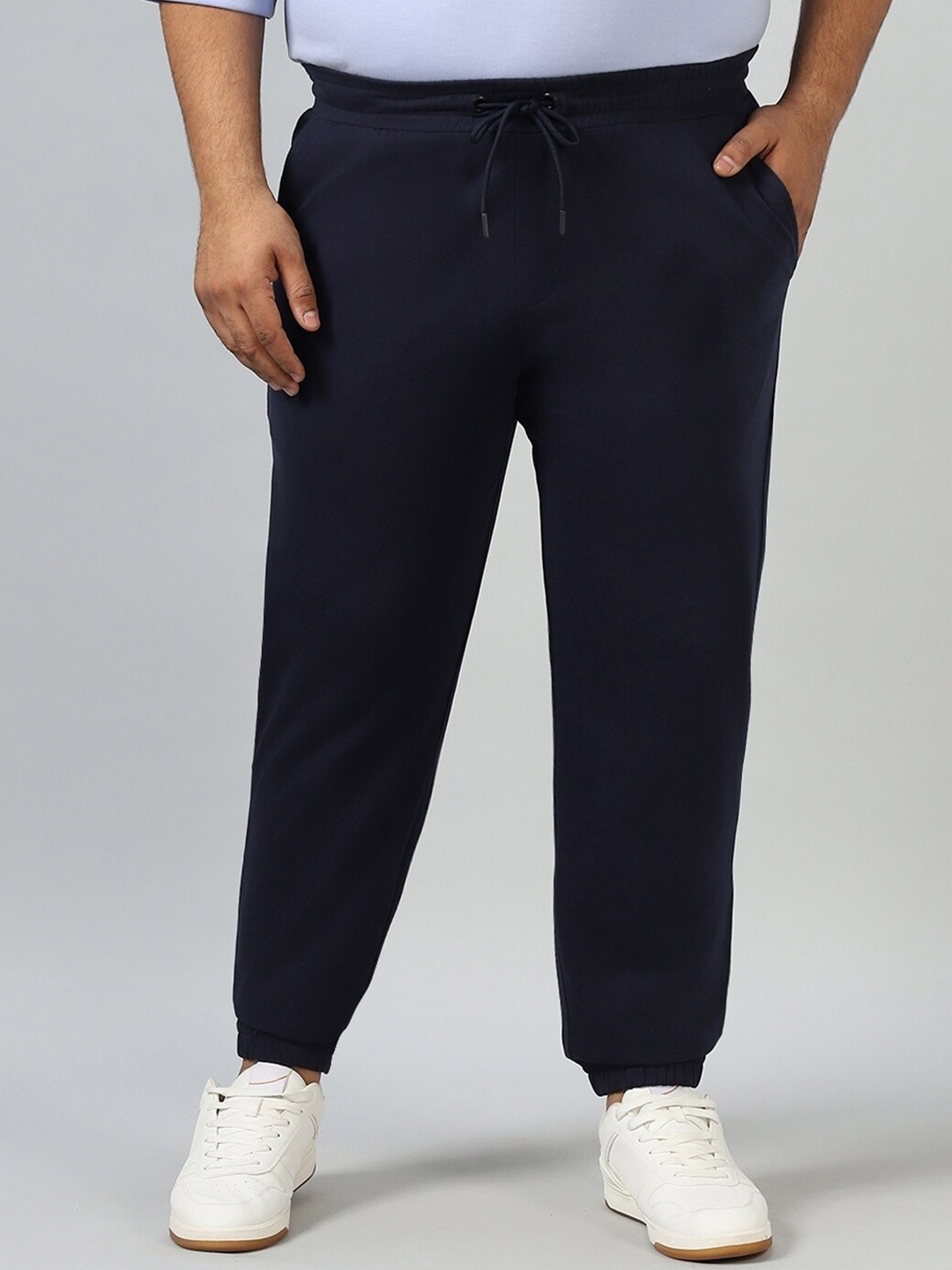 

Bewakoof Air 1.0 Men Oversized Plus Size Joggers, Black