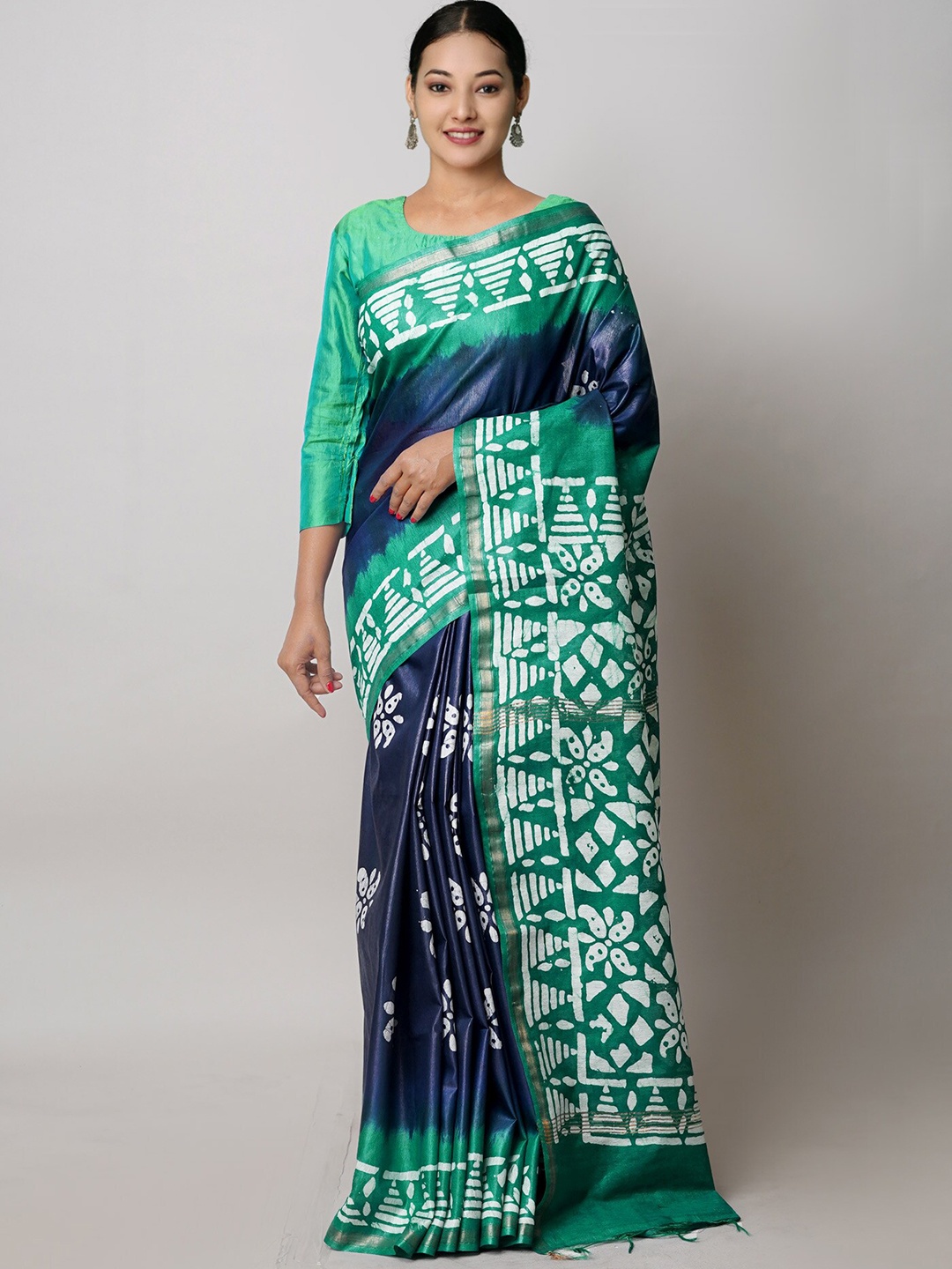 

Unnati Silks Batik Printed Zari Silk Cotton Handloom Chanderi Saree, Navy blue