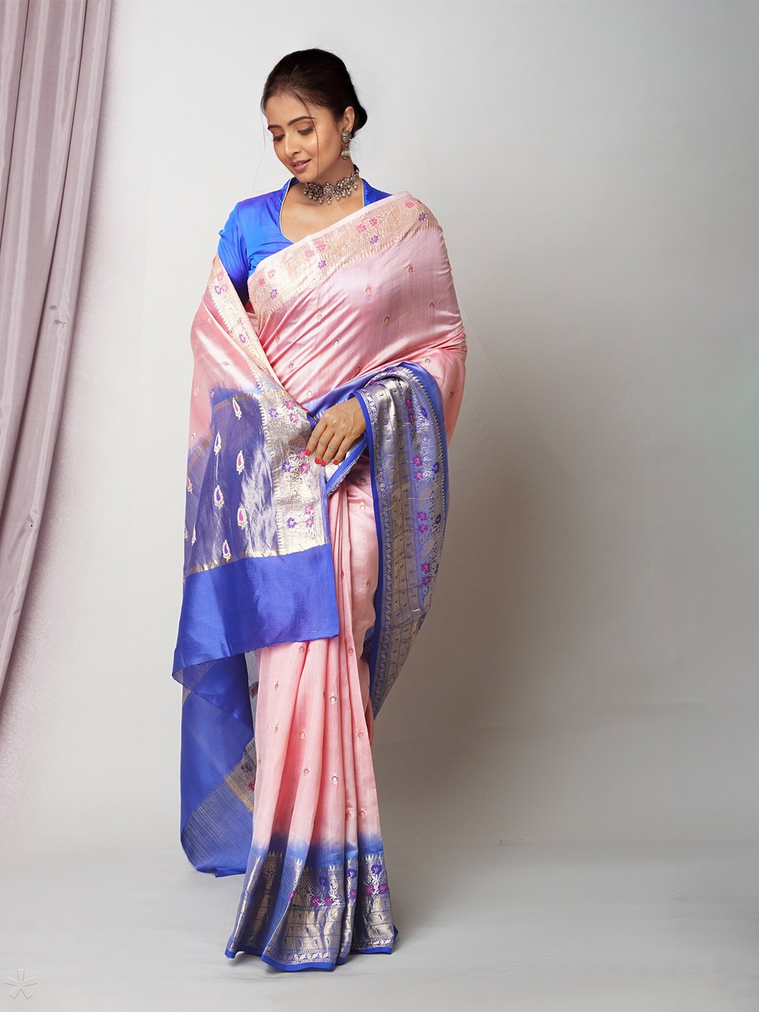

Unnati Silks Ethnic Motifs Woven Design Zari Banarasi Saree, Peach