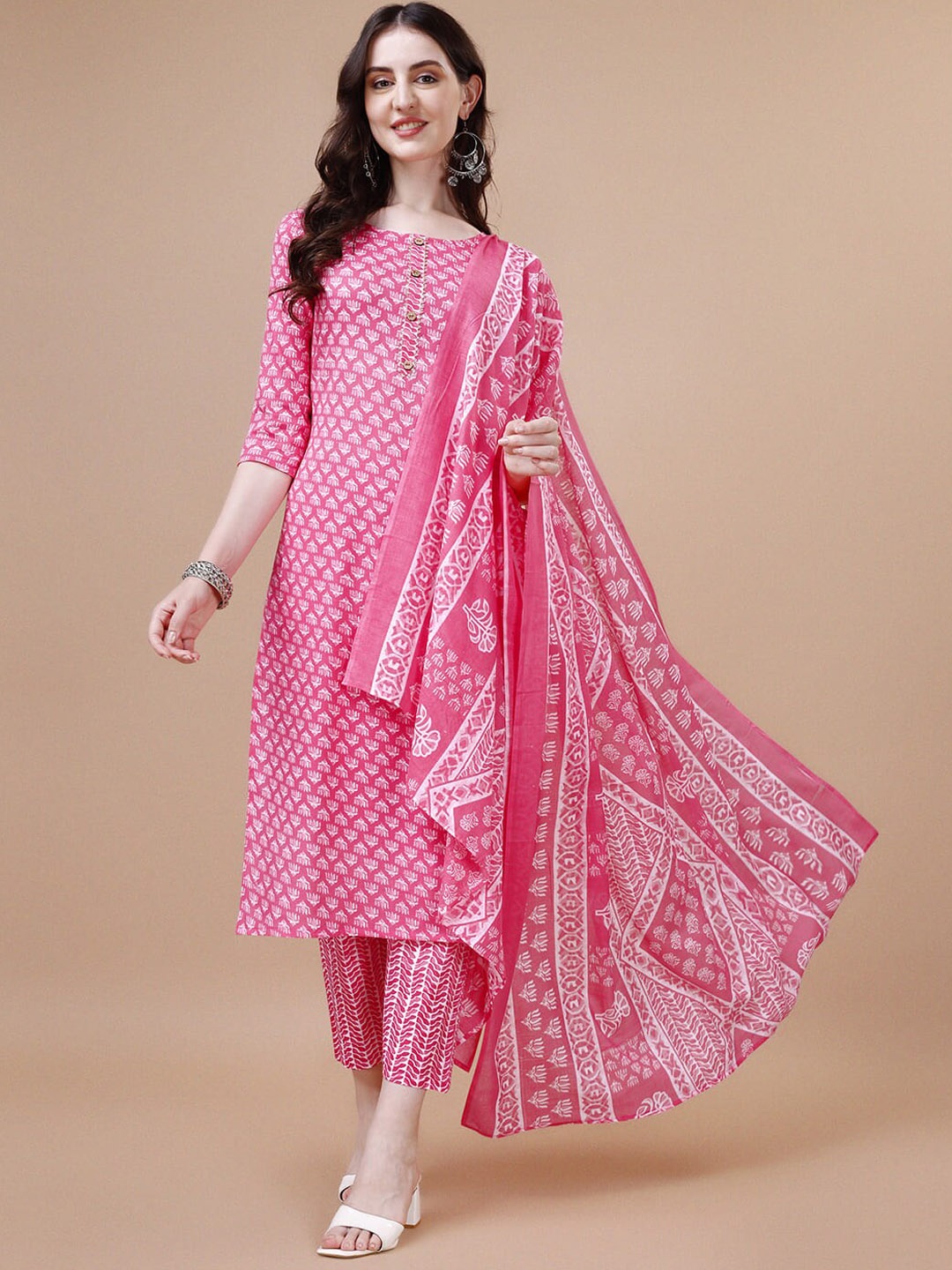 

KALINI Ethnic Motifs Printed Gotta Patti Pure Cotton Straight Kurta & Trouser With Dupatta, Pink
