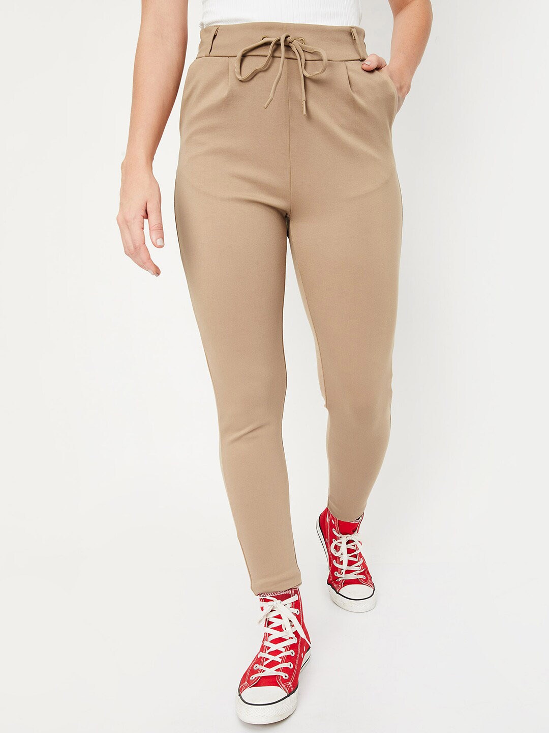 

max Women Plain Flat-Front Trousers, Brown