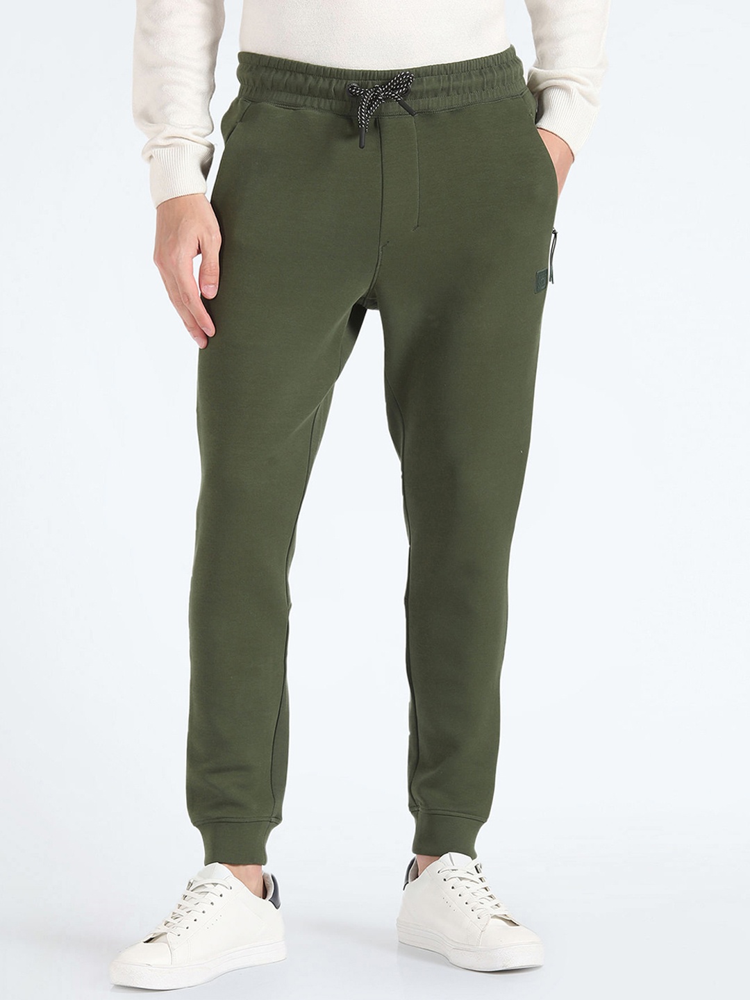 

Flying Machine Men Straight-Fit Mid-Rise Joggers, Olive