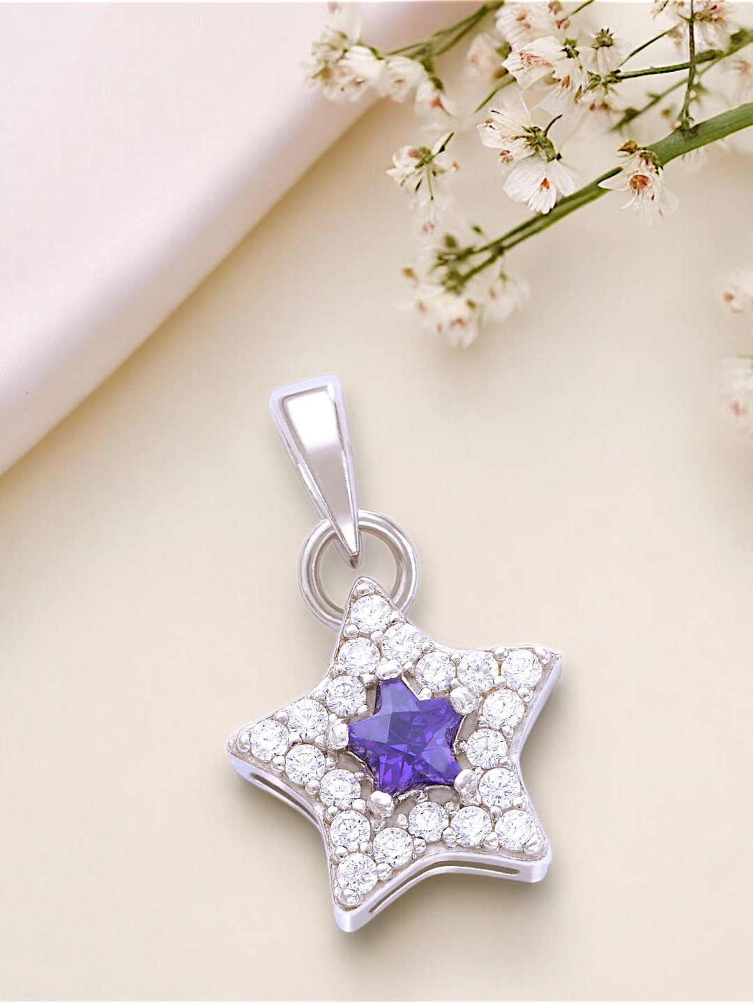 

Taraash Cubic Zirconia Studded Star-Charm Pendant, Silver