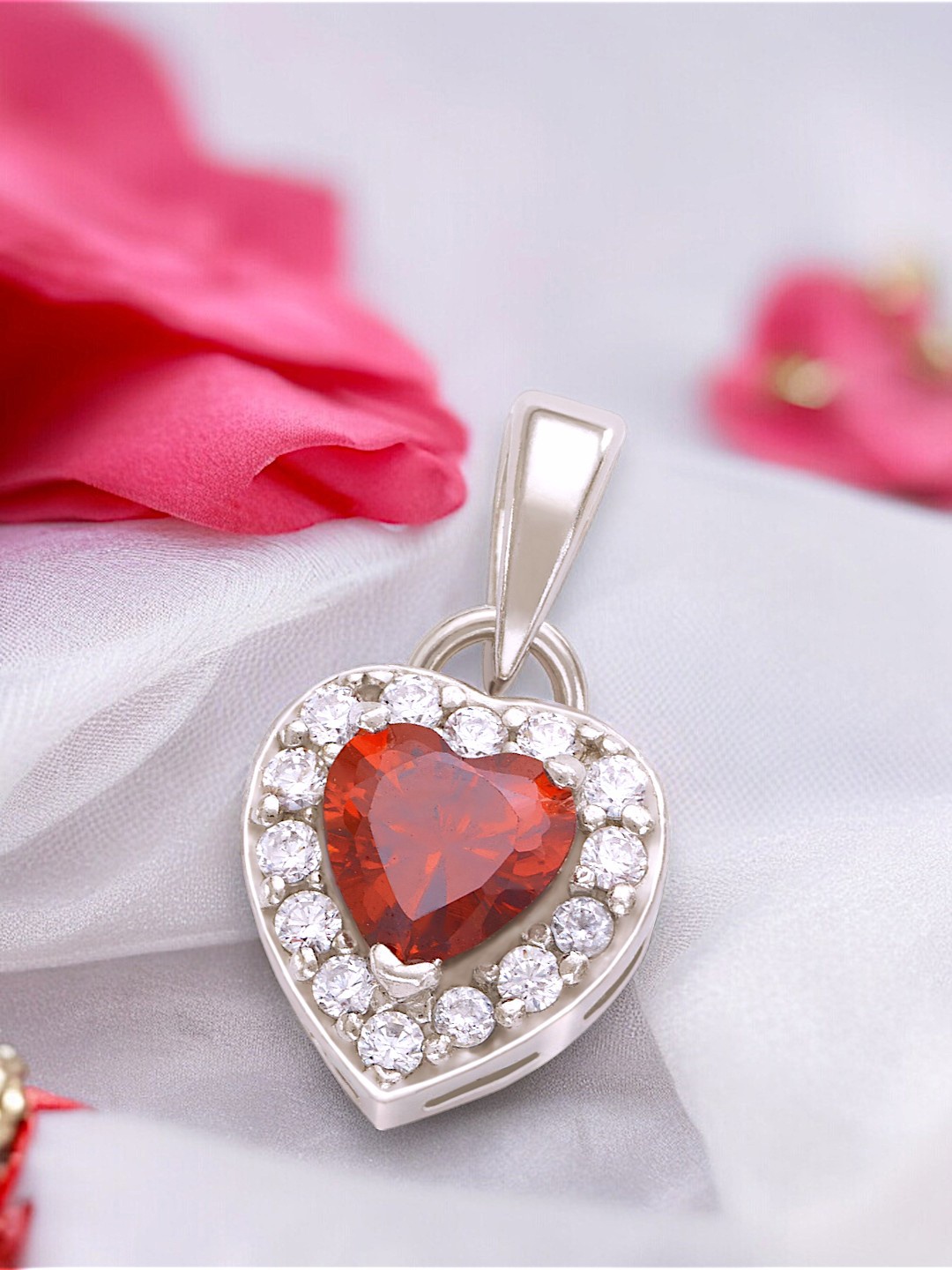 

Taraash 92.5 Sterling Silver CZ-Studded Heart Pendant